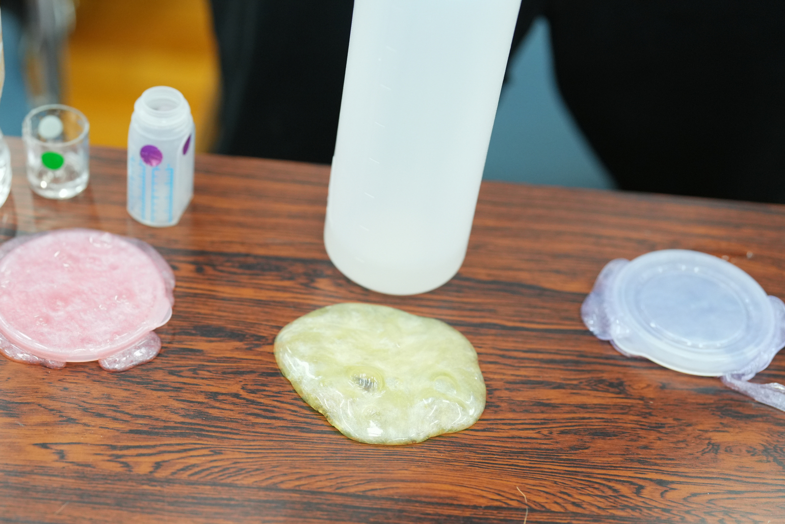 かんくんのスライム屋さん:スライム作り体験